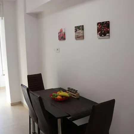 Апартаменти Cityapart Granvia Marina - In Constanta, Langa Statiunea Mamaia